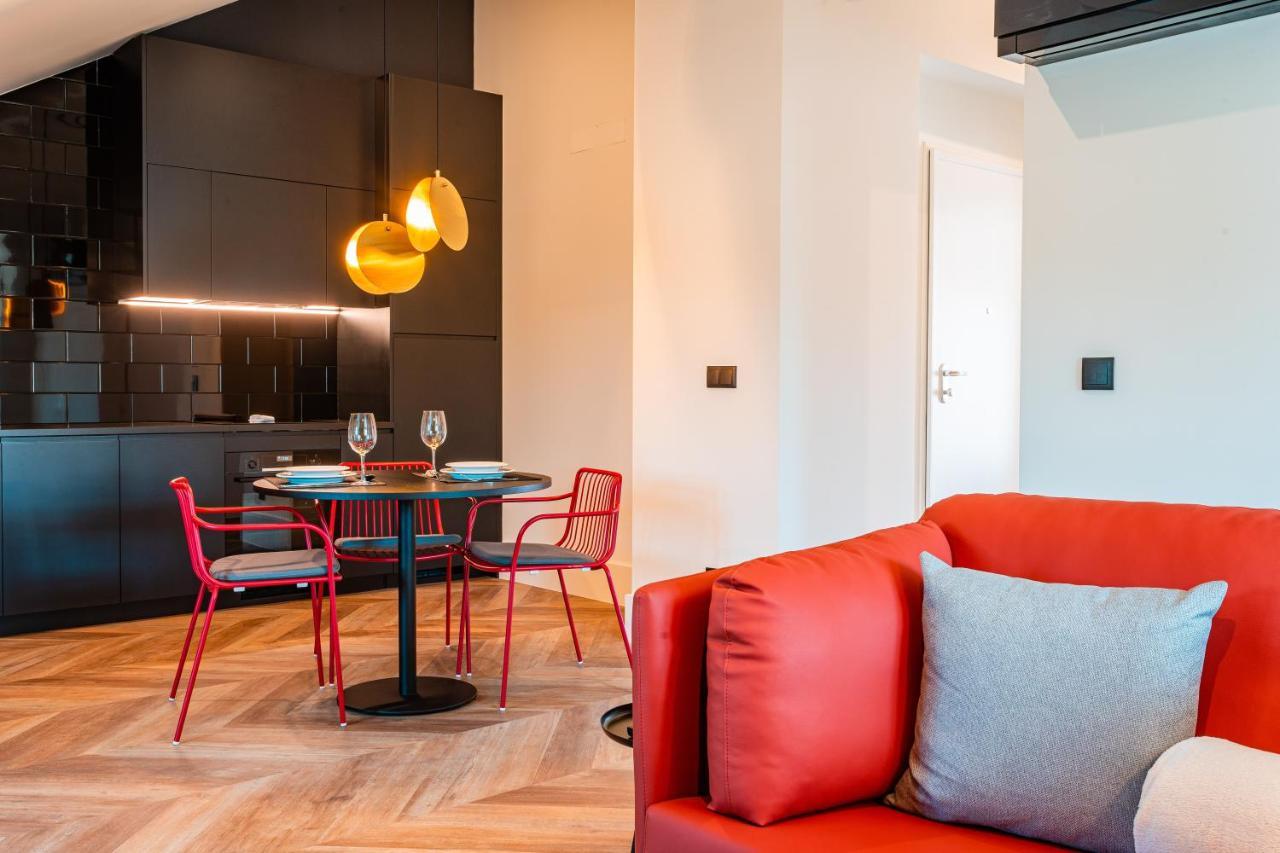 Flh Viola Market Flats With Terrace Apartment